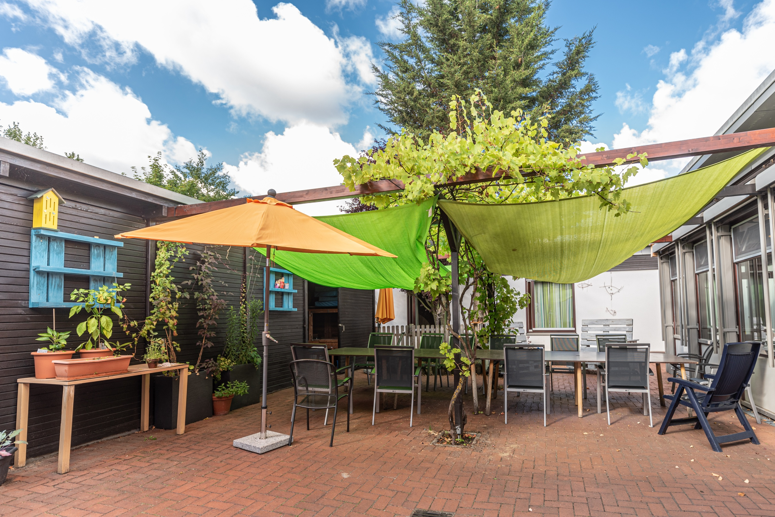 Außenbereich von Haus 2